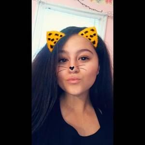 Meet your Posher, Sarai